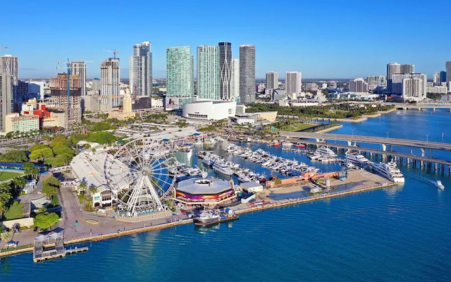 Your Miami Base With Free Parking
