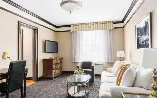 The Lucerne Hotel