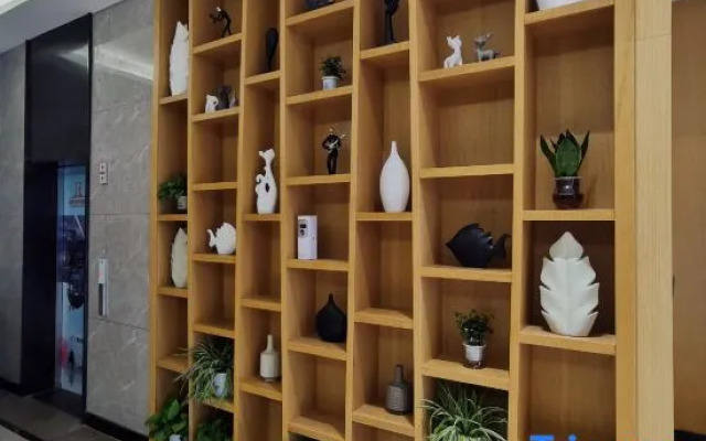 Yangzhou Ronghui Chengshi Jiudian