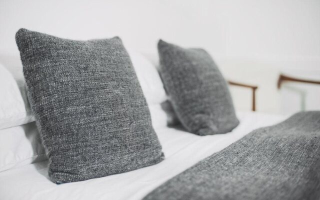 Biota Dining & Rooms