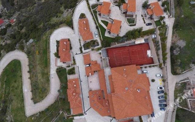 Santa Marina Arachova Resort & Spa