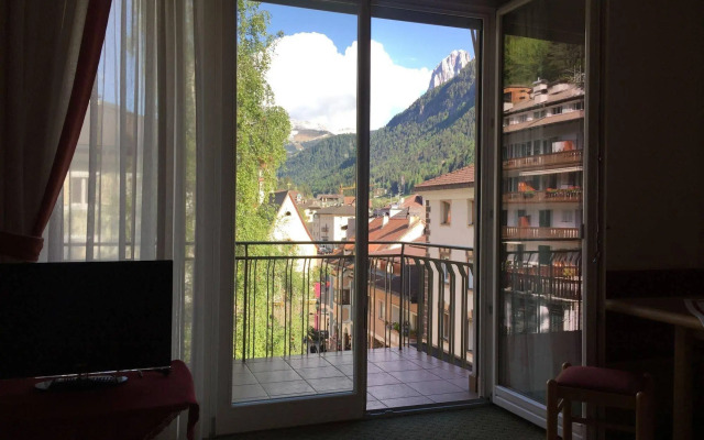 Aquila Dolomites Residence