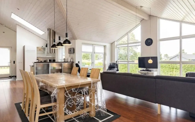 8 Person Holiday Home in Skals