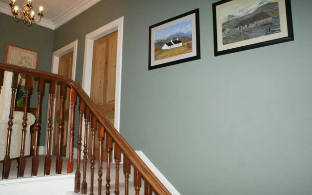 Invernevis Bed  Breakfast