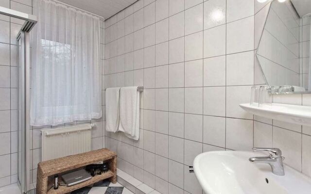 Furnished Apartment in Nieheim Germany near Forest