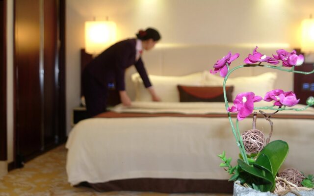 Guangdong Hotel-Free Shuttle & Registration Counter Service during Canton Fair