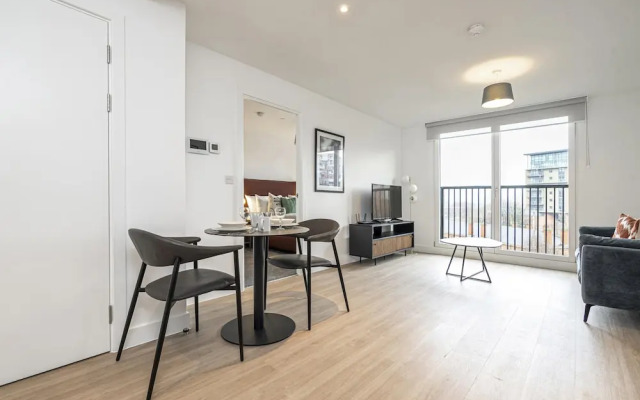 Deluxe Leeds Flat With Views