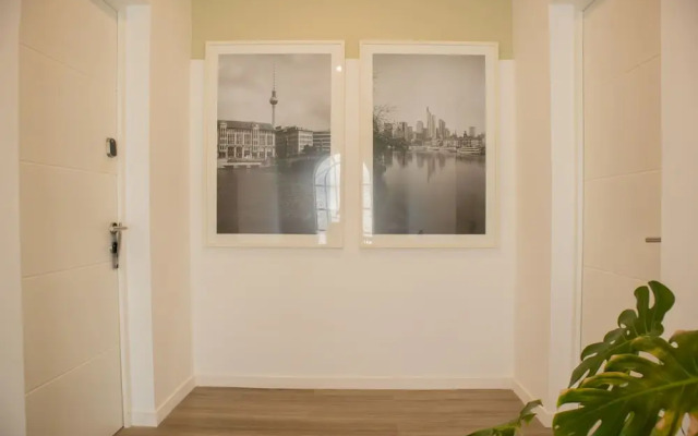 w Impressive 5BR w Terrace in Miraflores