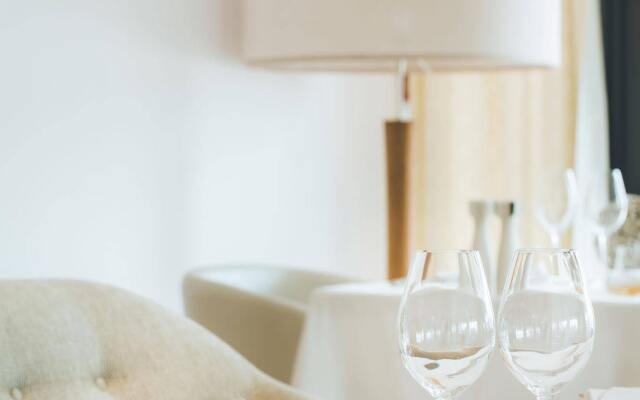 Akoya Hotel & Spa