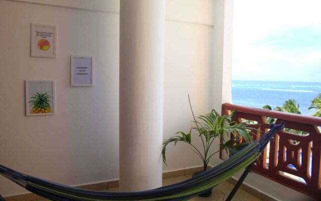 Lux Suites Lamera Beachfront Apartments