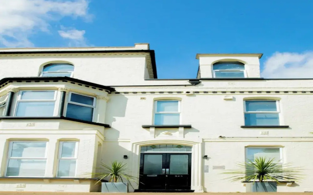 Spacious Student Ensuite Finsbury House