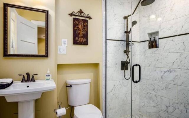 Knollwood House Bed & Breakfast
