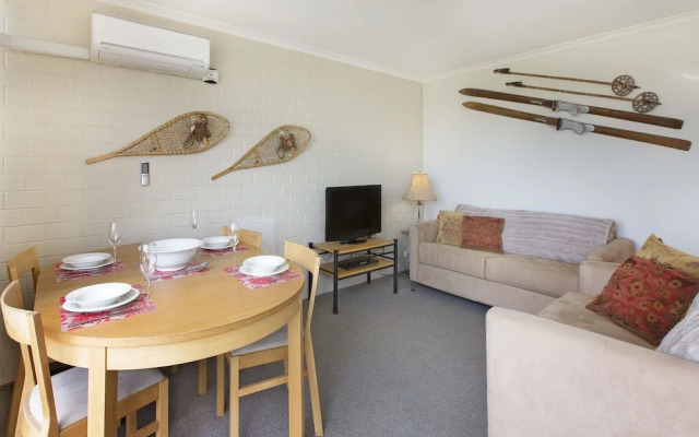 Tanderra 10 on Park Road