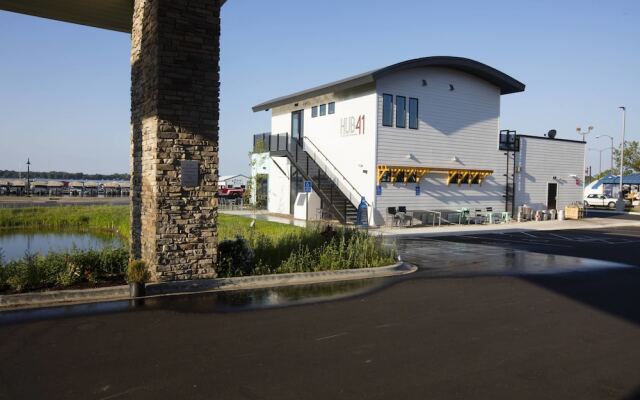 Fairfield Inn & Suites Detroit Lakes