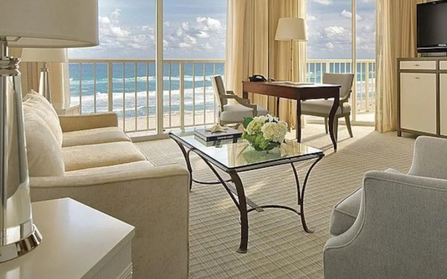Four Seasons Resort Palm Beach