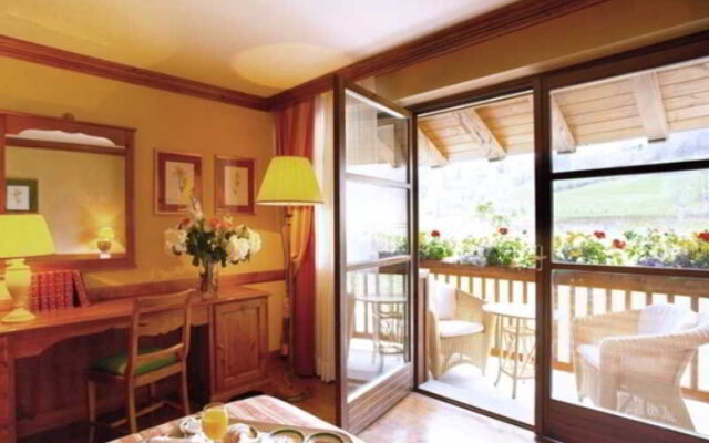 Courmaison Residence