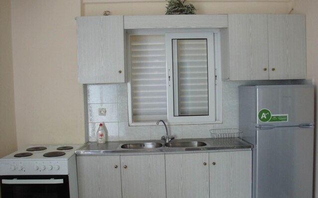 Visit Chalkidi and Enjoy the Wonderful Amenities Offered in This Apartment