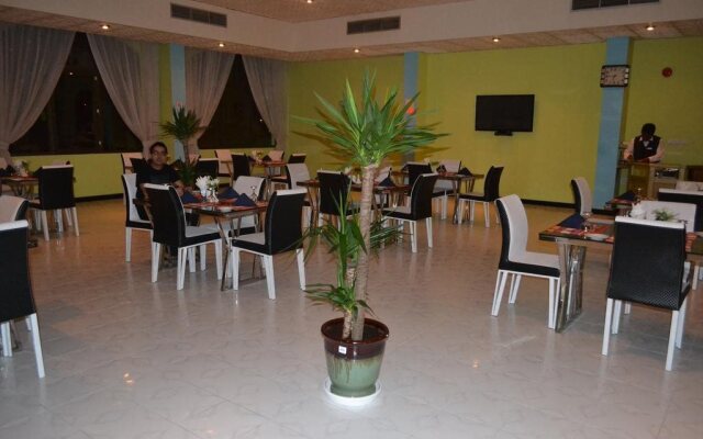 Al Rusayl Hotel