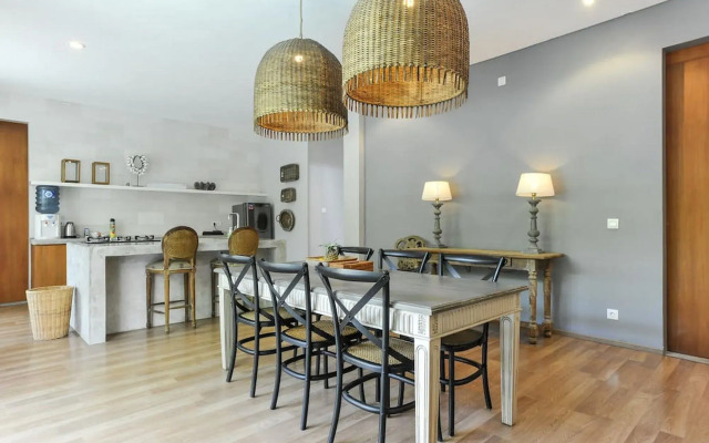Jabu Beach Villa
