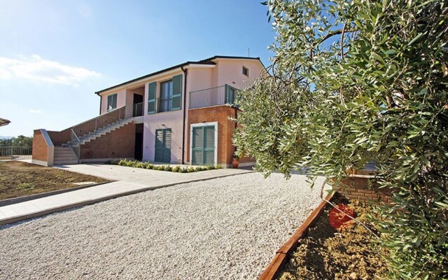 Apartment With one Bedroom in Montecastrilli, With Pool Access, Enclos
