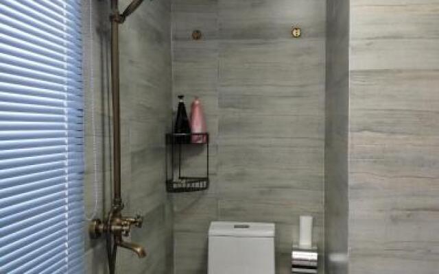 Deqing Qianxi Nianba Youth Hostel