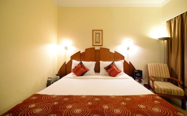 OYO 1701 Hotel NKM's Grand