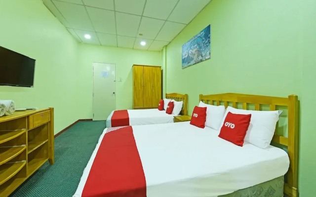 OYO 90672 De Paradise Turtle Hotel
