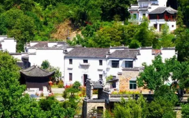 Xinyi Inn