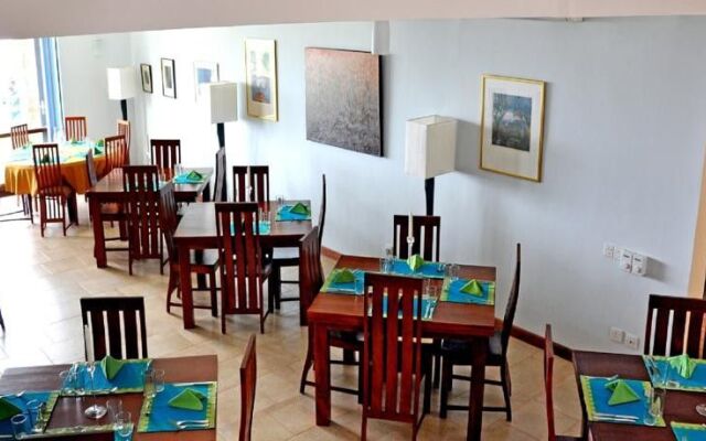 C & I Beach Hotel