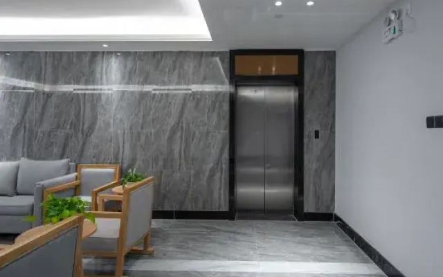 Haikou Yongxuan Hotel (Hainan Institute of Business and Technology)