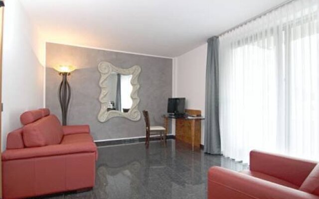 Maria Suites Apartments