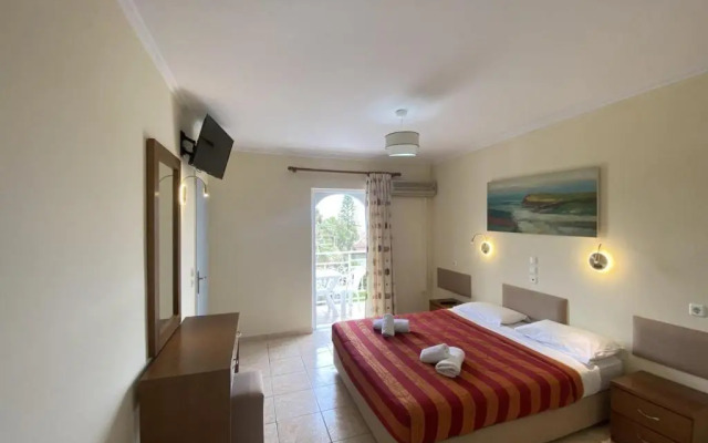 Anita And Nikos Studios Apartments