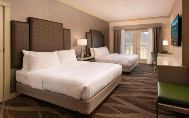 Prestige Harbourfront Resort, WorldHotels Luxury