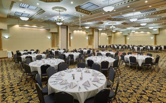 Radisson Hotel El Paso Airport