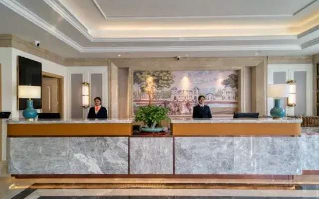 Vienna Hotel (Tongxiang Chongfu International Leather Center Branch)