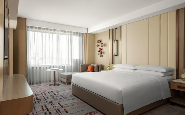 Renaissance Shanghai Hongqiao