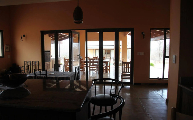 Lili Bush Guesthouse