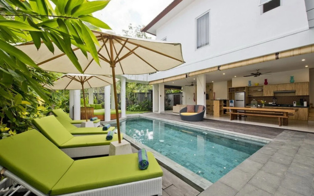 Del Mar Beach Villas-3 Bedroom Private Pool