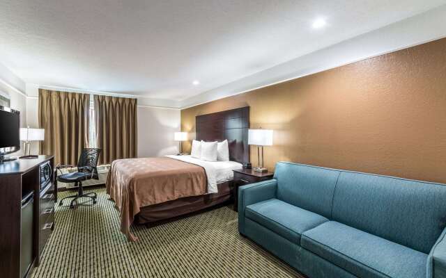 Quality Inn & Suites SeaWorld North