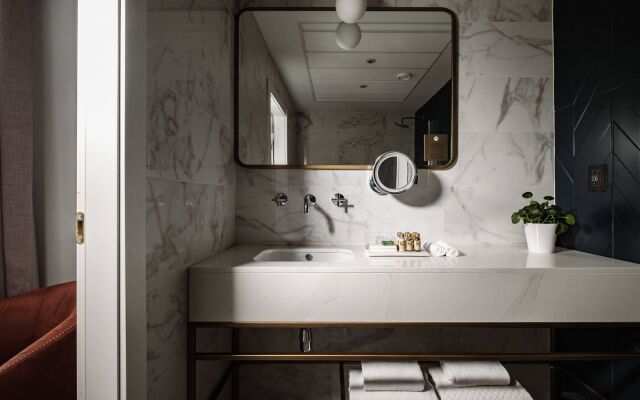 The Cumberland Hotel by NEU Collective