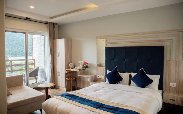 Hotel Adam