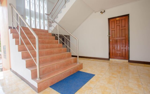 OYO 1104 Goldenville