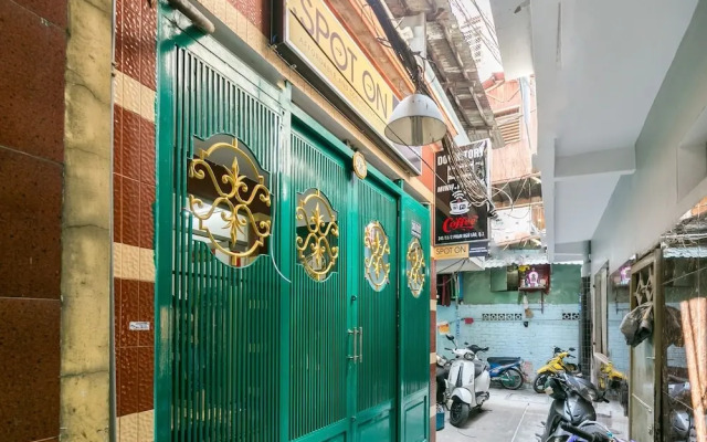 Minh Phuong-Hostel by OYO Rooms