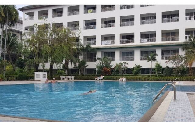 Baan Suan Lalana F4 R423