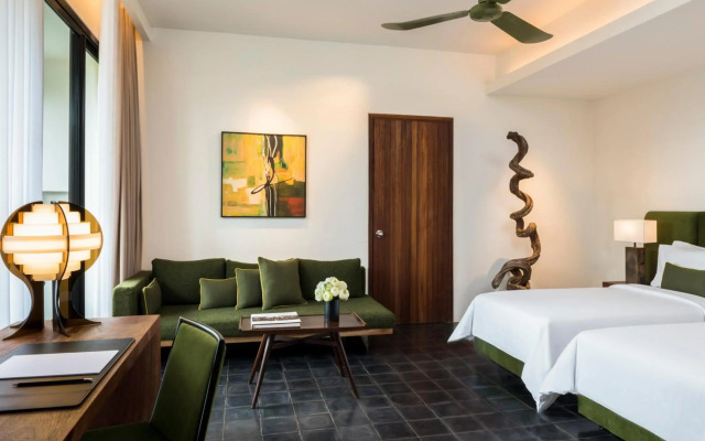 Viroth's Hotel