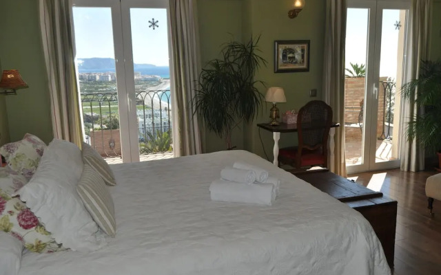 Welcome Inn Nerja