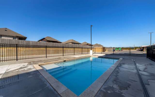 Comfort Inn & Suites Harrah