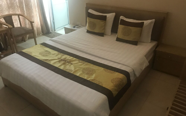 Victoria Hotel by OYO Rooms