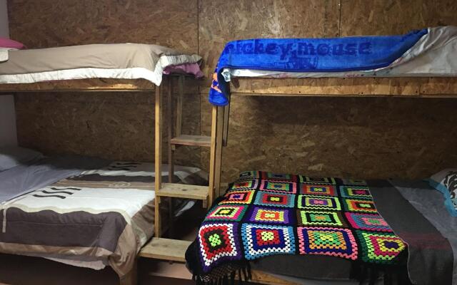 La Casa Del Nenufar - Hostel