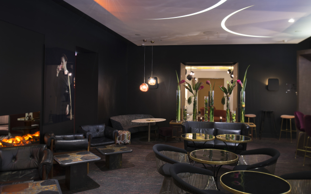 Hotel Marignan Champs - Elysées